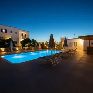 stavroulas-studios.hotels-in-mykonosisland.net/