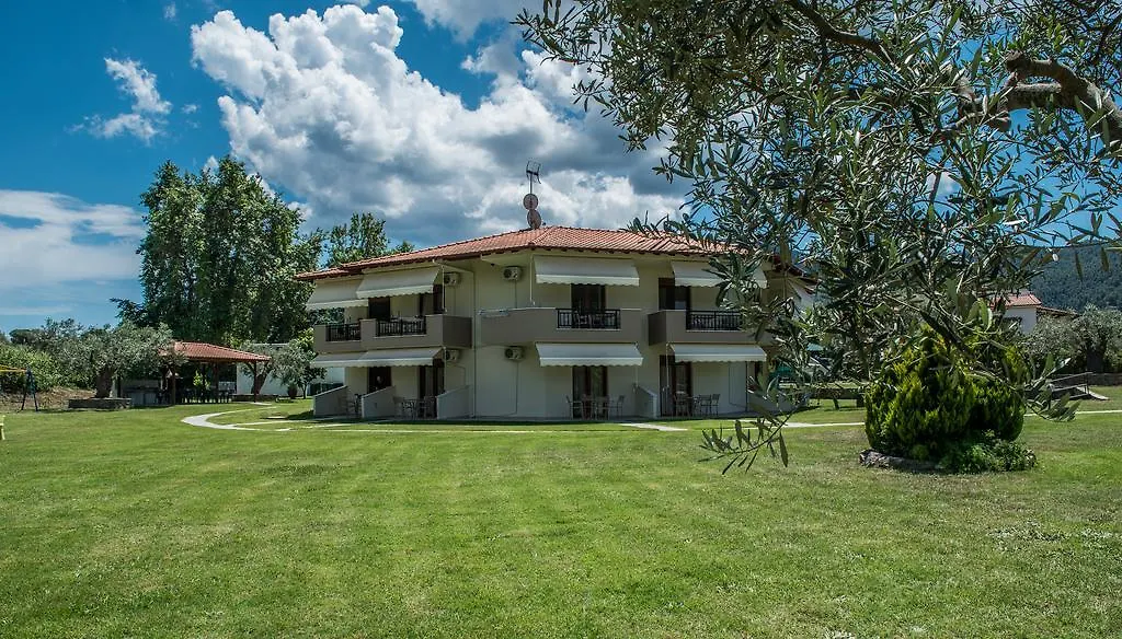 Top Studios Vurvurú 3*,  Görögország